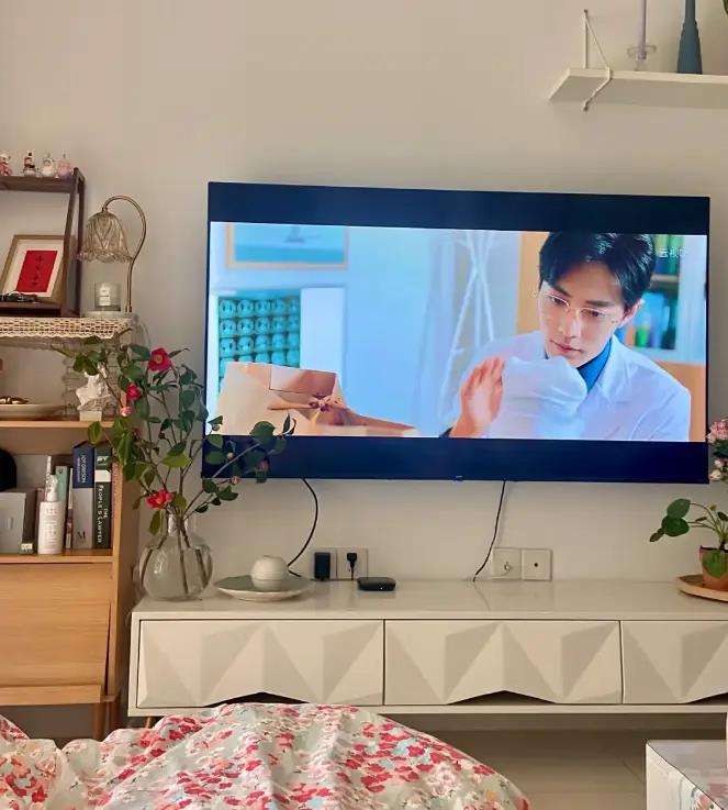 电视开机后黑屏怎么回事，遇到黑屏怎么解决