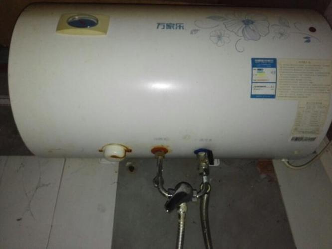 热水器如何清洗污垢，堆积的水垢该如何进行清理