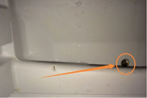 冰箱冷藏室排水孔堵塞怎么疏通？疏通排水孔堵塞的方法