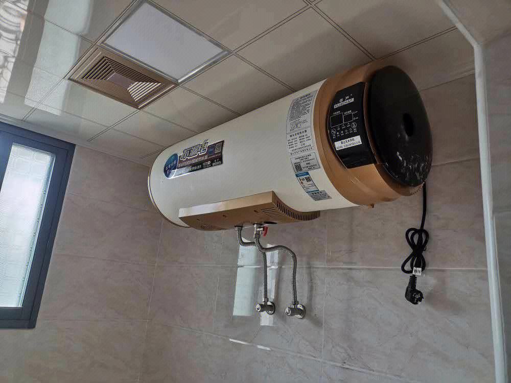 热水器内胆漏水是什么原因，内胆漏水是什么原因导致的呢