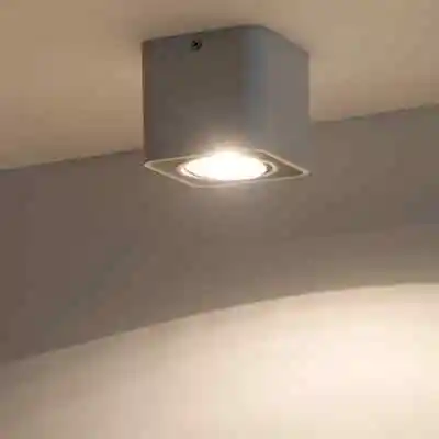 筒灯损坏不会修